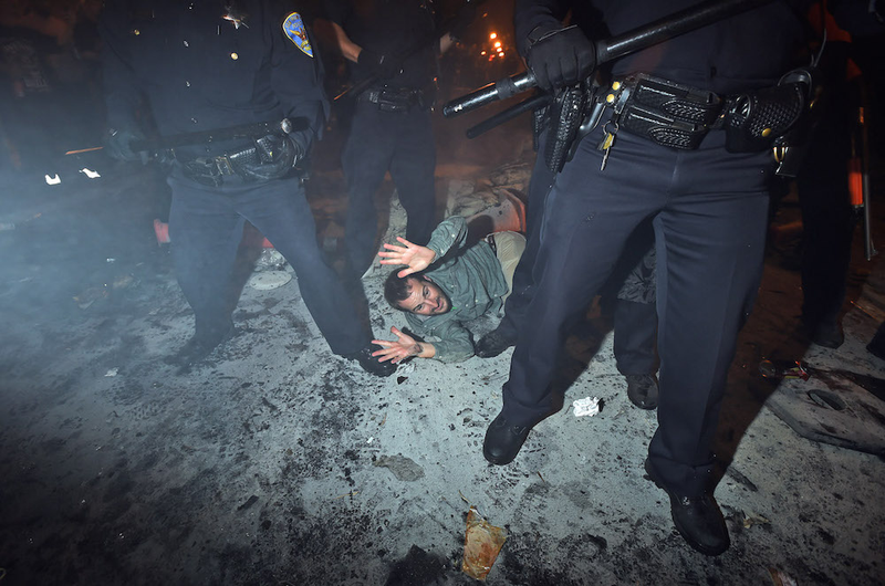 Illustration for article titled San Francisco Brings Fire And Fistfights To World Series Celebrations